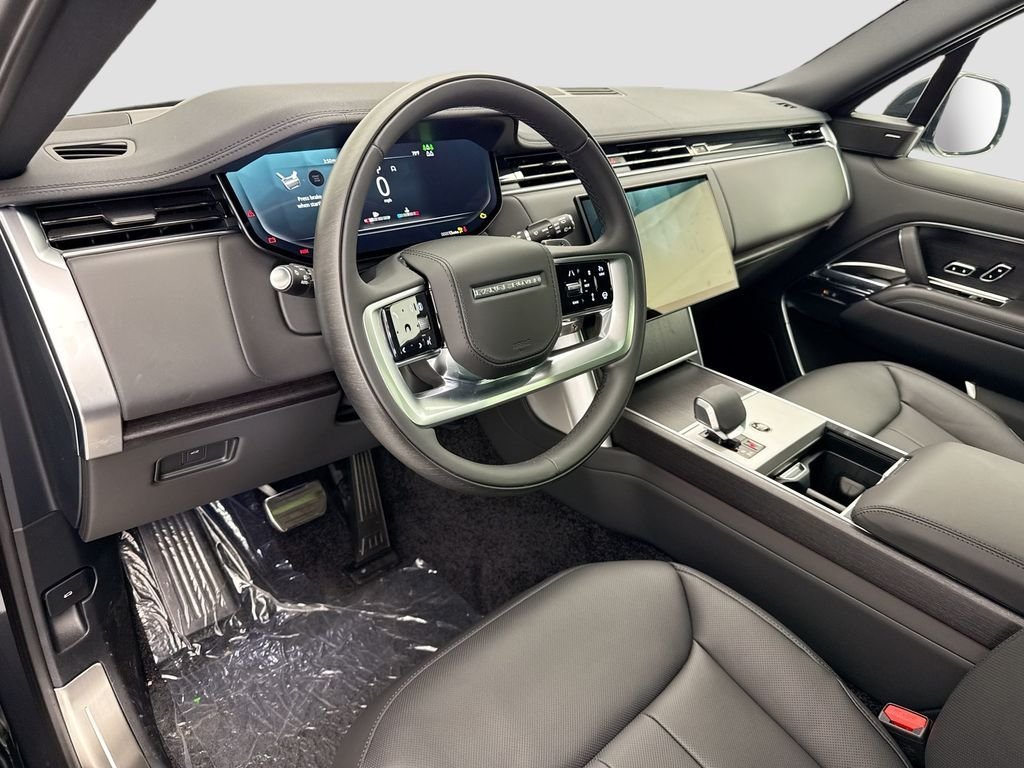 New 2026 Carpathian Gray Premium Metallic Land Rover SE image 9