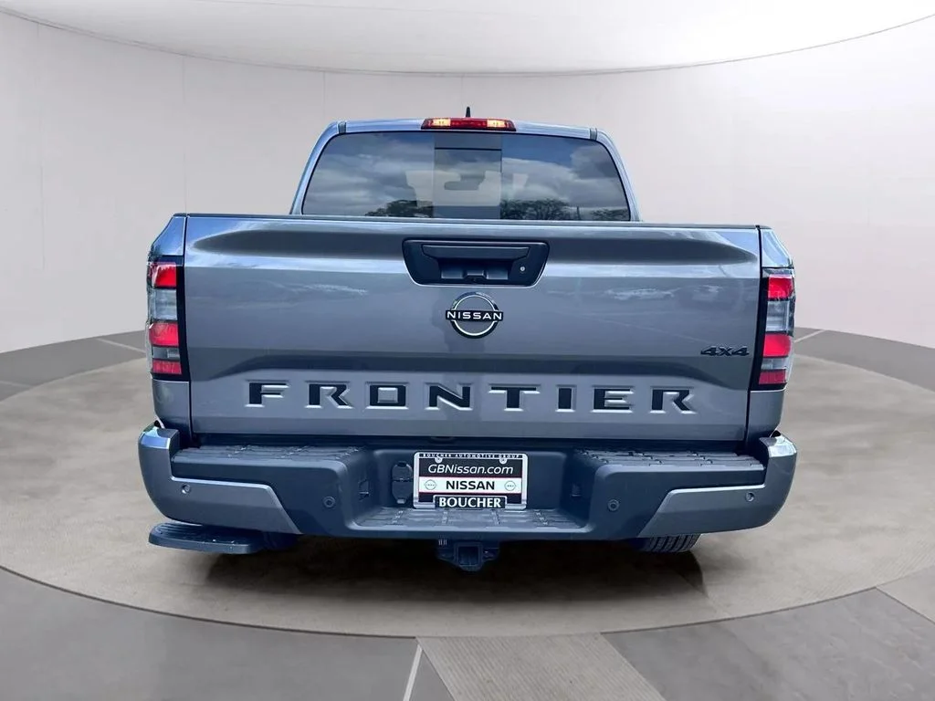 New 2026 Gun Metallic Nissan Crew Cab SV image 4
