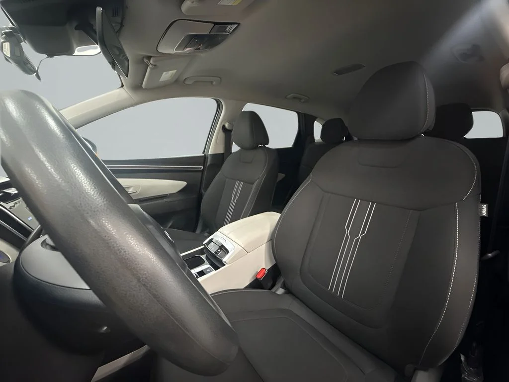 Used 2023 Gray Hyundai SEL image 10