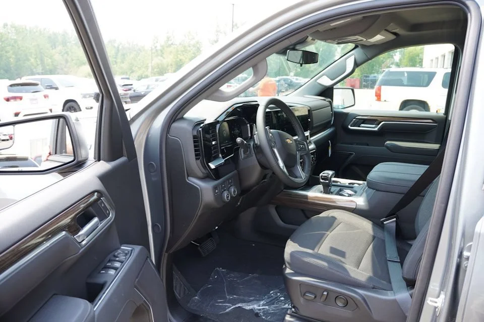 New 2026 Sterling Gray Metallic Chevrolet LT image 10