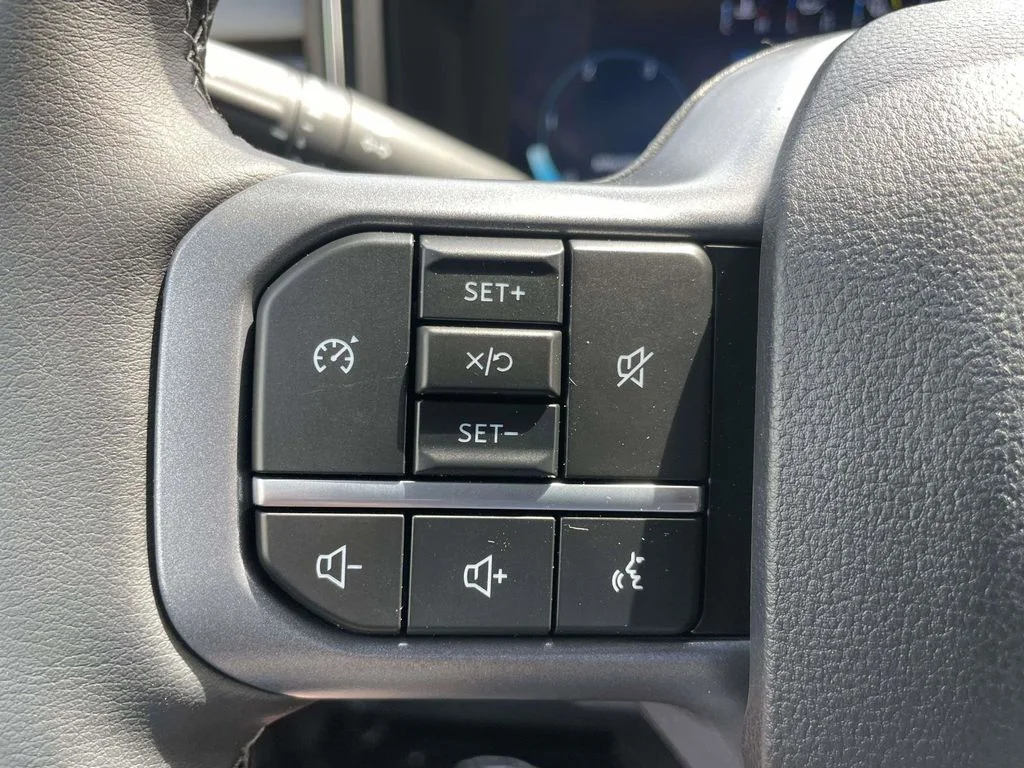 New 2026 Oxford White Ford F-350® Lariat® image 24