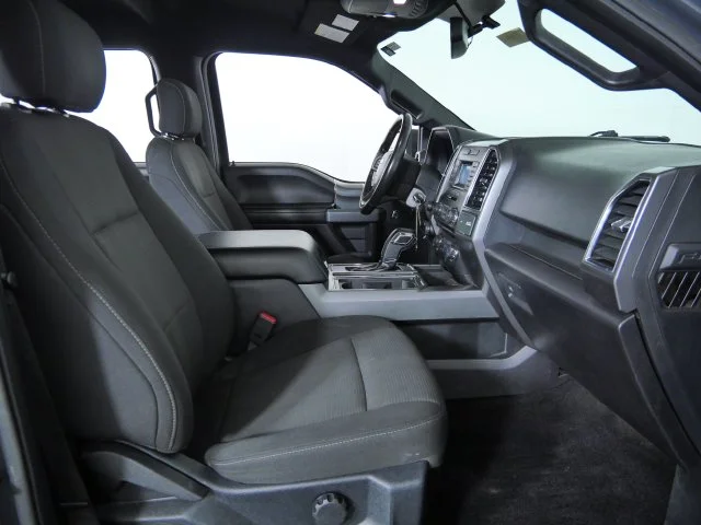 Used 2017 Gray Ford XLT image 12