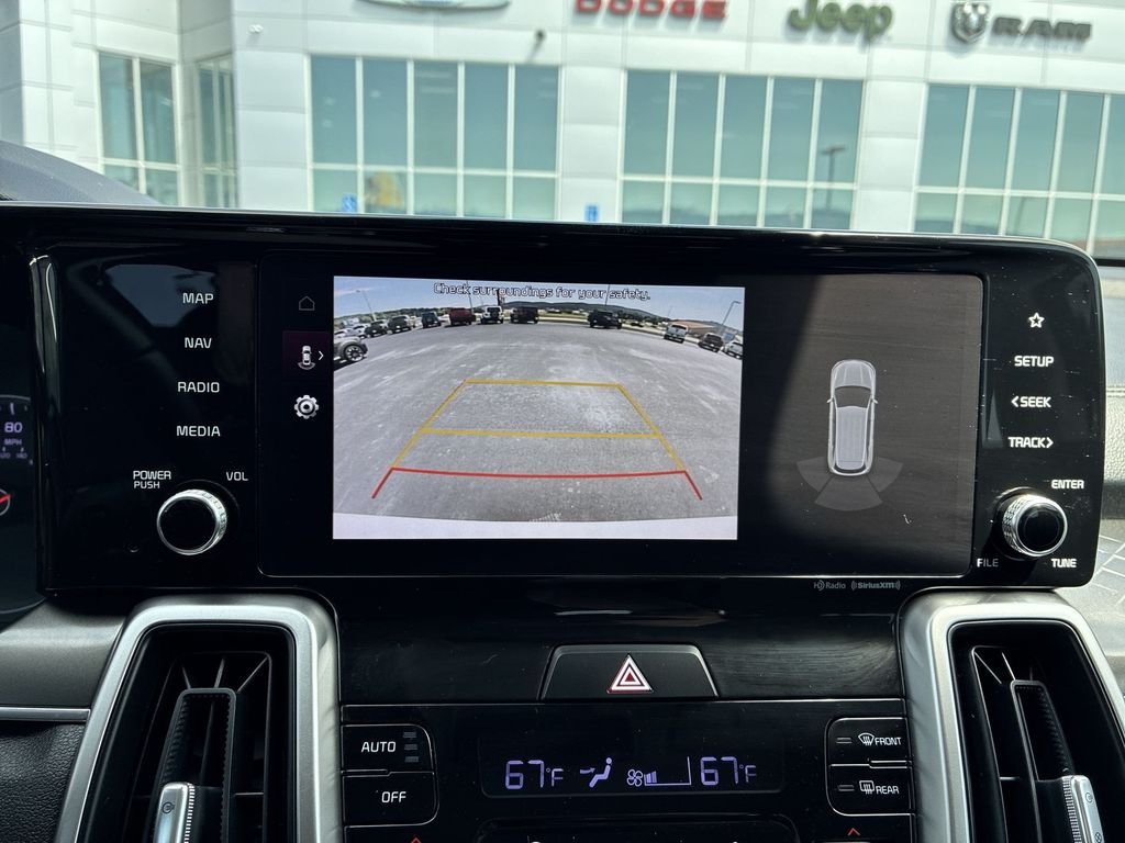 Used 2022 White Kia S image 17