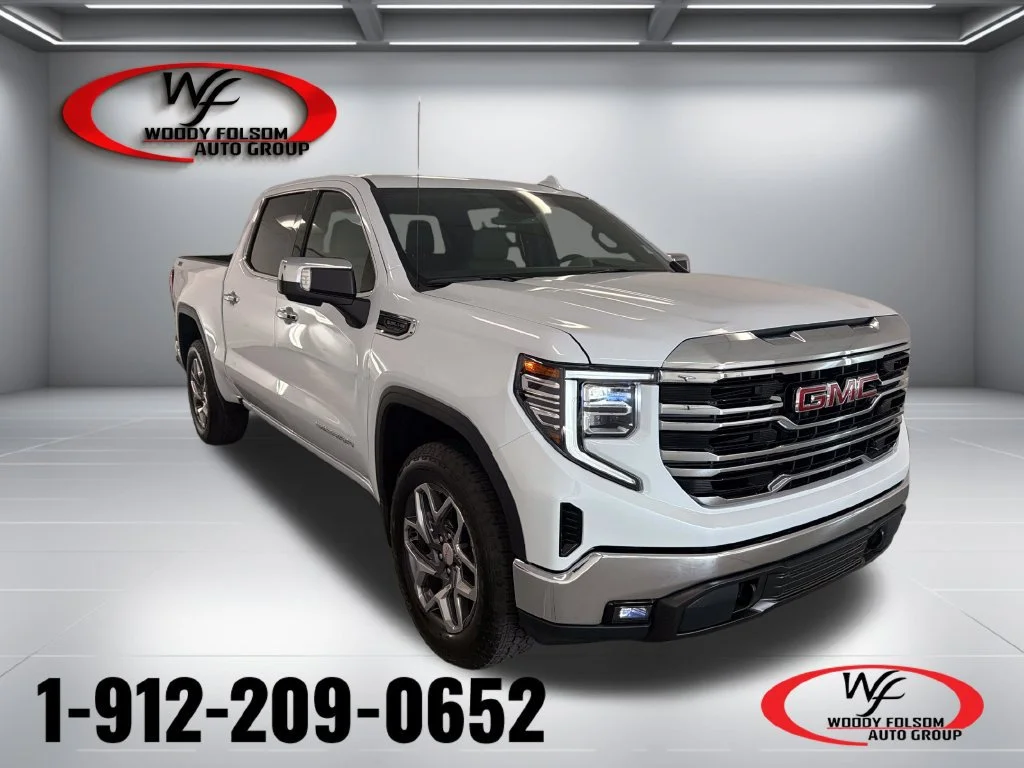 New 2026 Glacier White Tricoat GMC SLT image 1