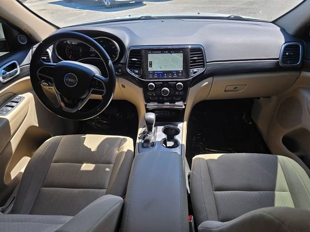 Certified Used 2022 White Jeep Laredo E image 35