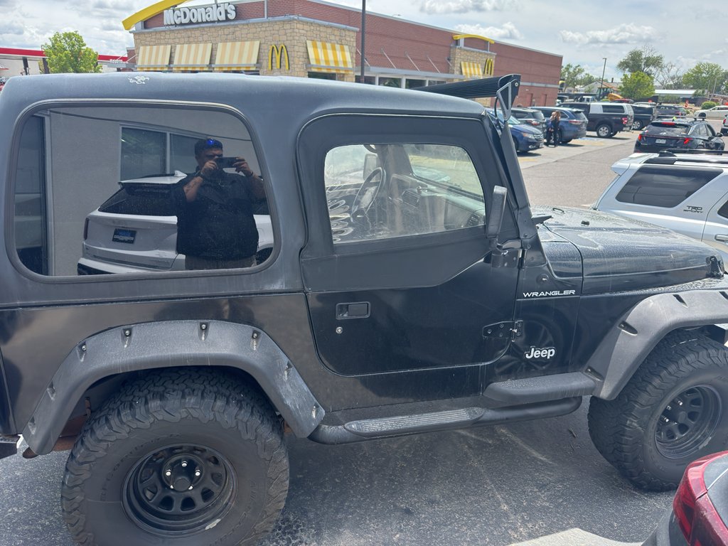 Used 2001 Black Jeep SE image 6