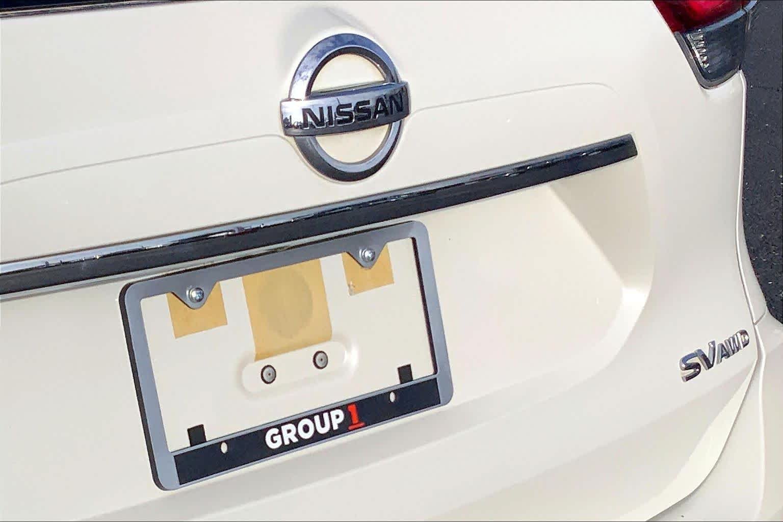Used 2020 Pearl White Tricoat Nissan SV image 31