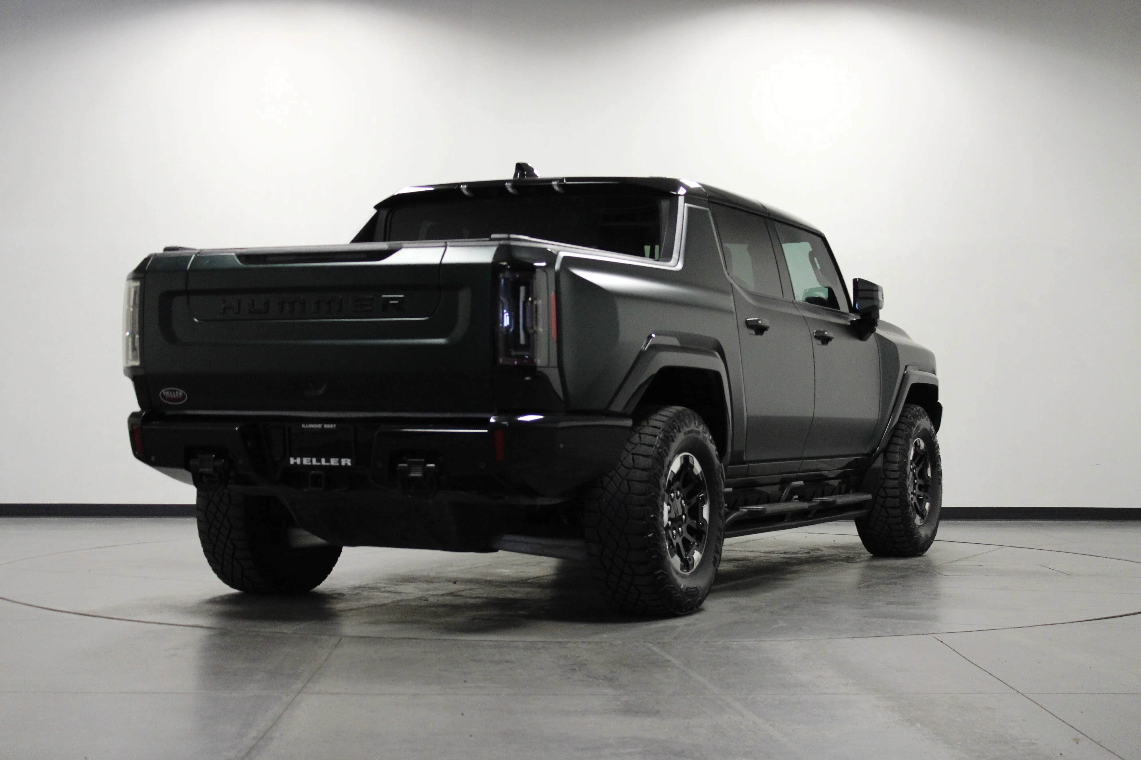 Used 2023 Interstellar White GMC 3X image 4