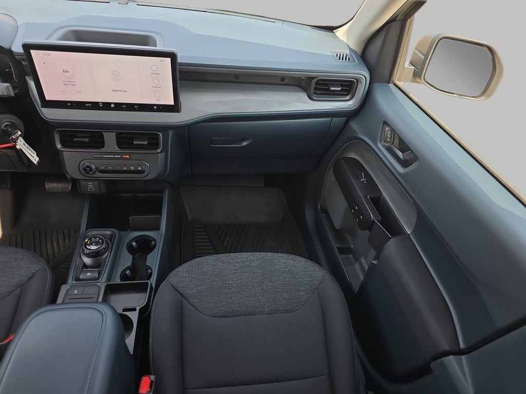 Used 2025 Beige Ford XL image 12