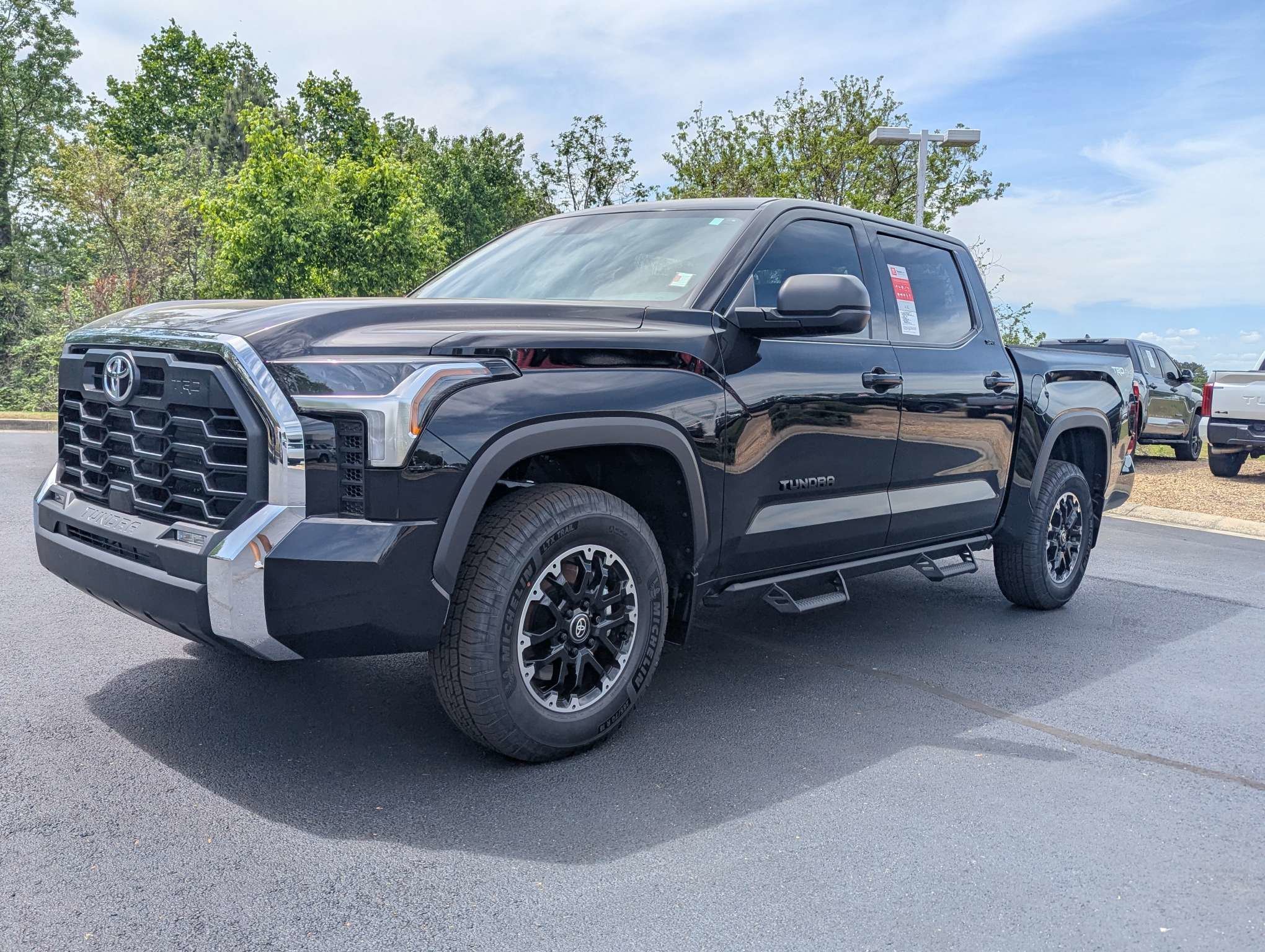 2026 Toyota Tundra SR5 - Photo 9