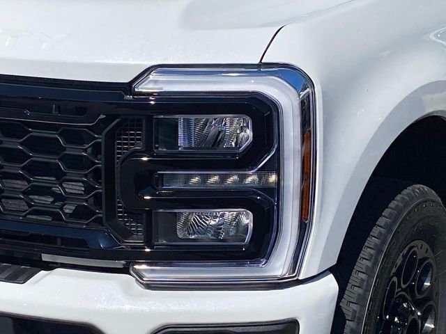 New 2026 White Ford Lariat image 4