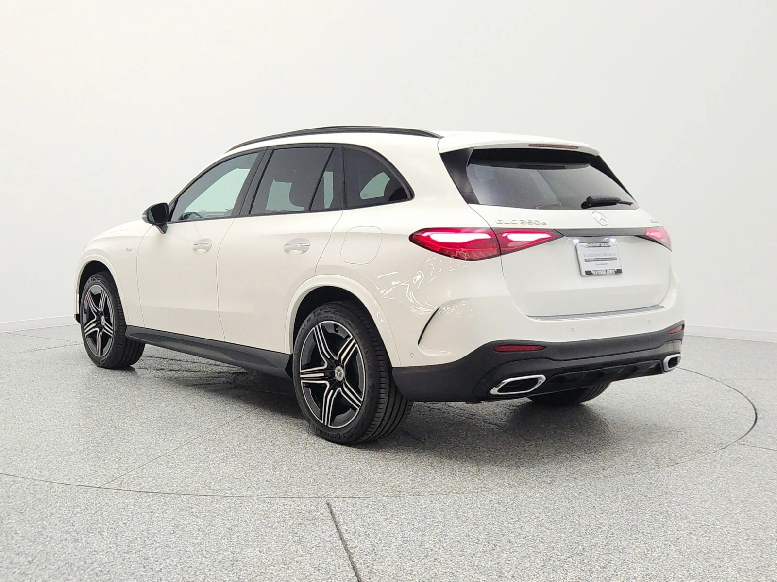 Certified Used 2025 Polar White Mercedes-Benz GLC 350e 4MATIC® SUV image 7