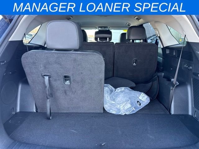 2025 Kia Sorento S - Photo 9