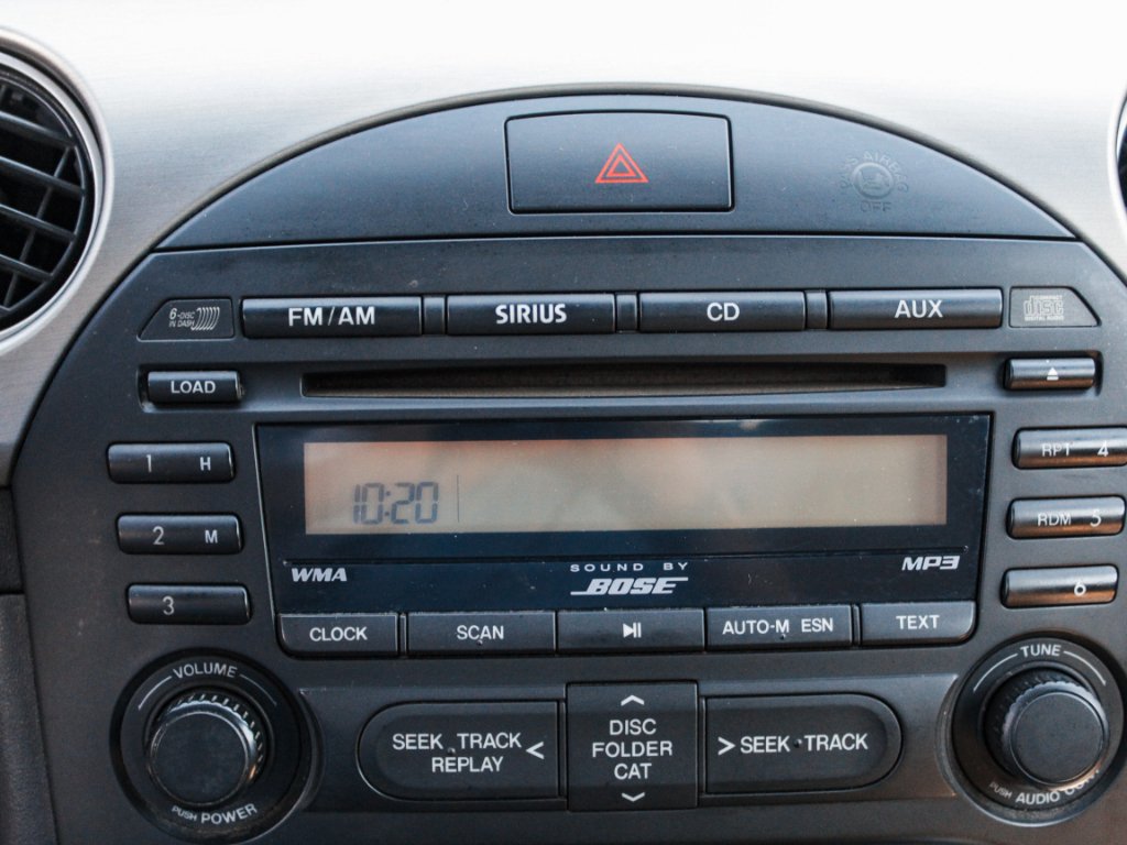 Used 2010 RED Mazda  image 15