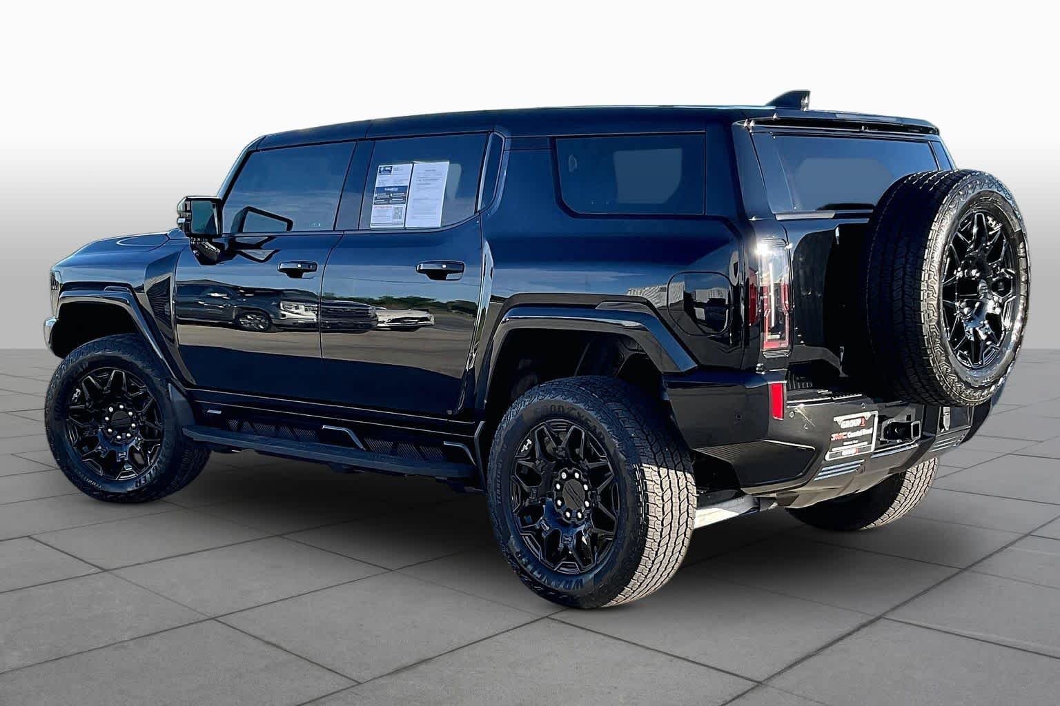 Used 2025 Void Black GMC 2X image 11