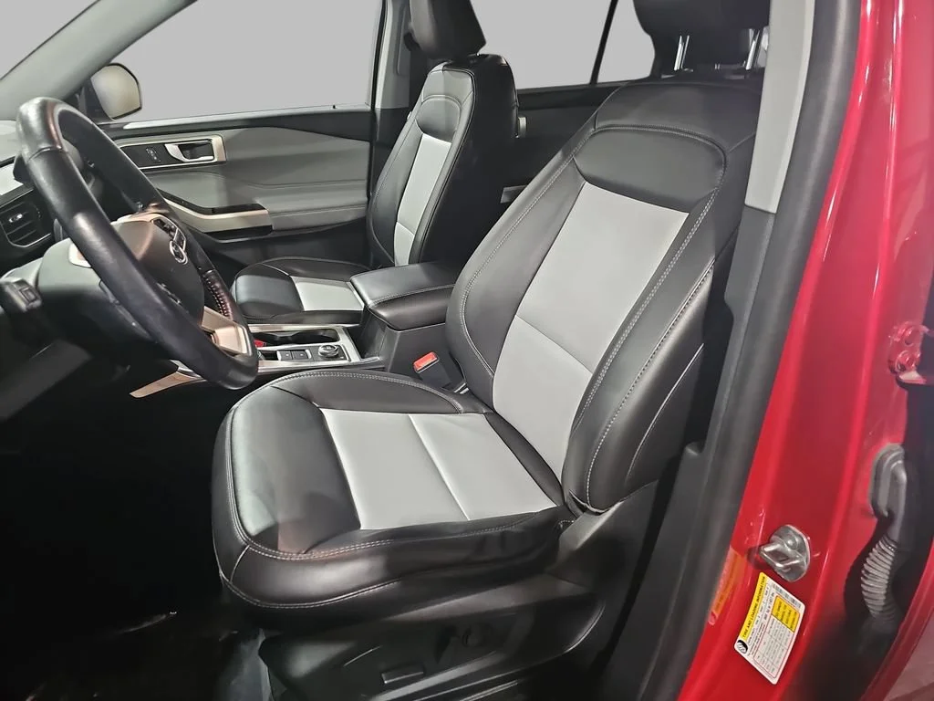 Used 2022 Red Ford XLT image 21
