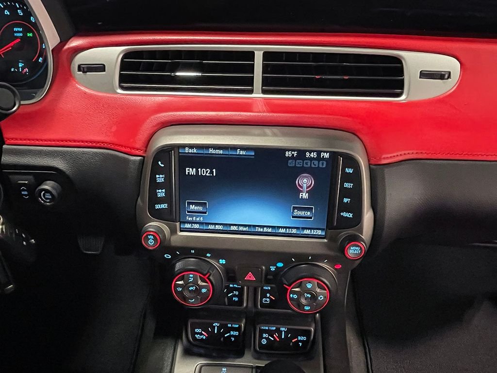 Used 2015 Red Chevrolet SS image 67
