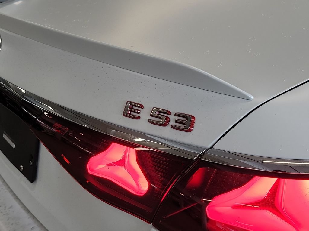 New 2027 MANUFAKTUR Moonlight White Magno Mercedes-Benz AMG® E 53 E 4MATIC+ Sedan image 8