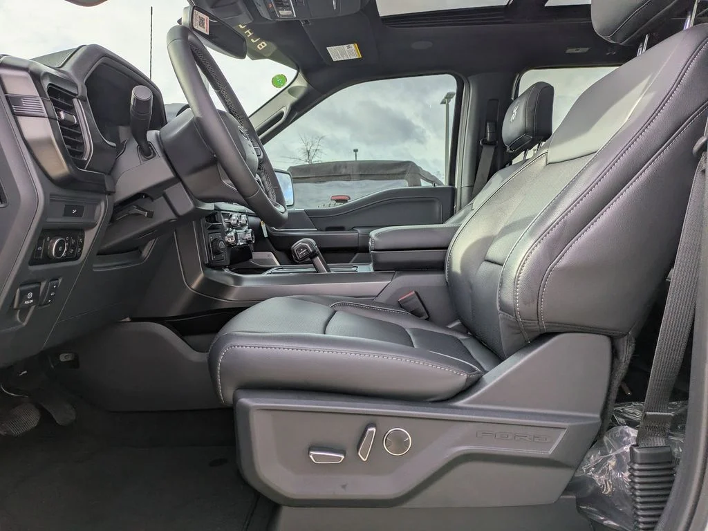 New 2026 Avalanche Ford Lariat image 13