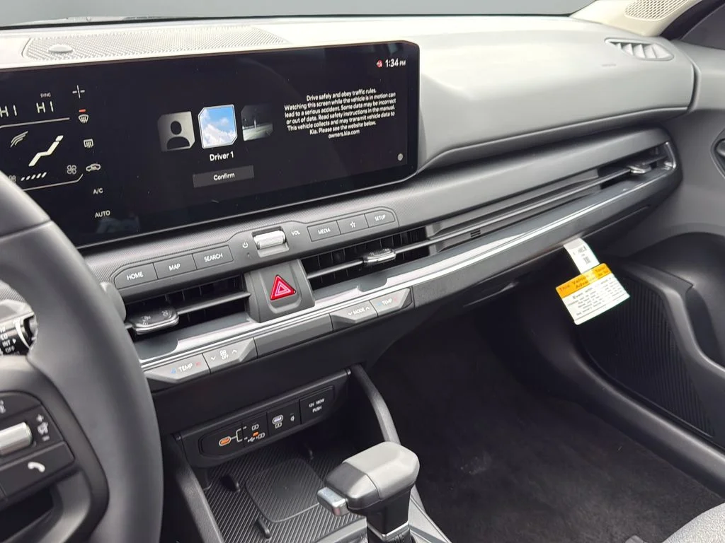 Used 2025 White Kia EX image 23