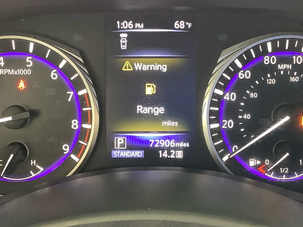Used 2019 White INFINITI 3.0t LUXE image 10