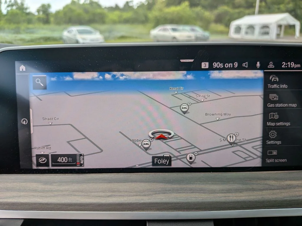 Used 2021 White BMW sDrive30i image 19