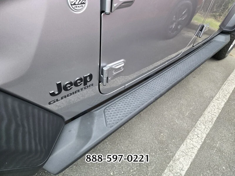 Used 2020 Jeep Gladiator Sport S with VIN 1C6JJTAGXLL109090 for sale in Little Rock