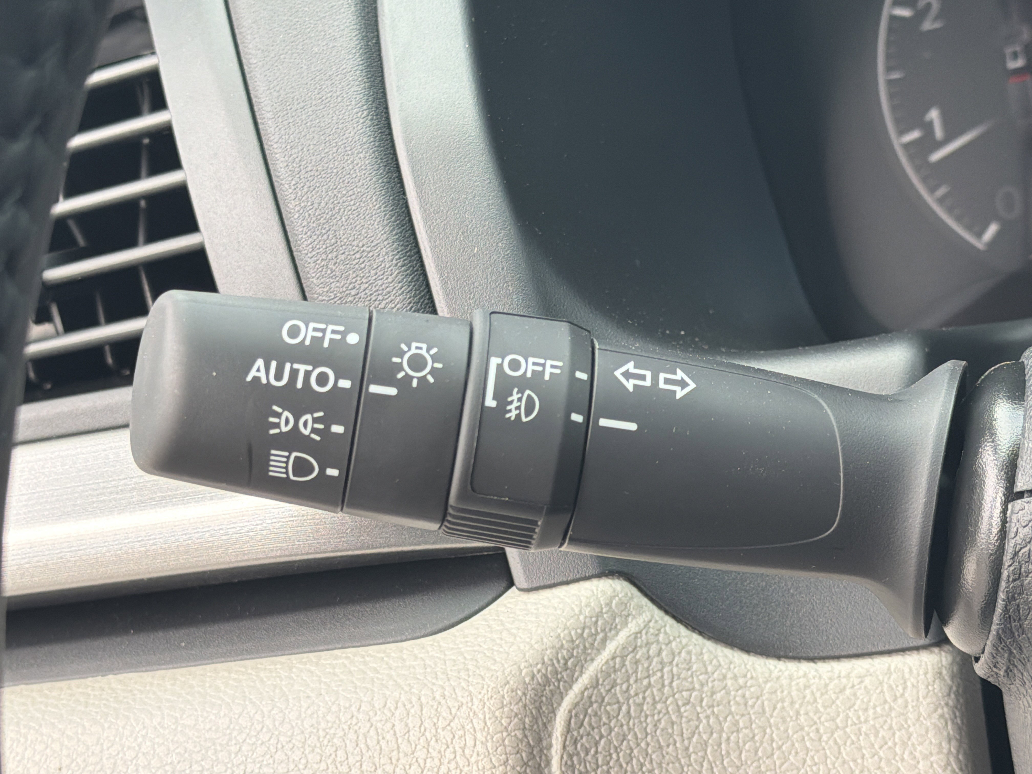 2026 Honda Odyssey EX-L - Photo 15