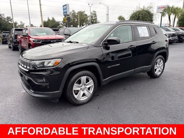 Used 2022 Black Jeep Latitude image 3