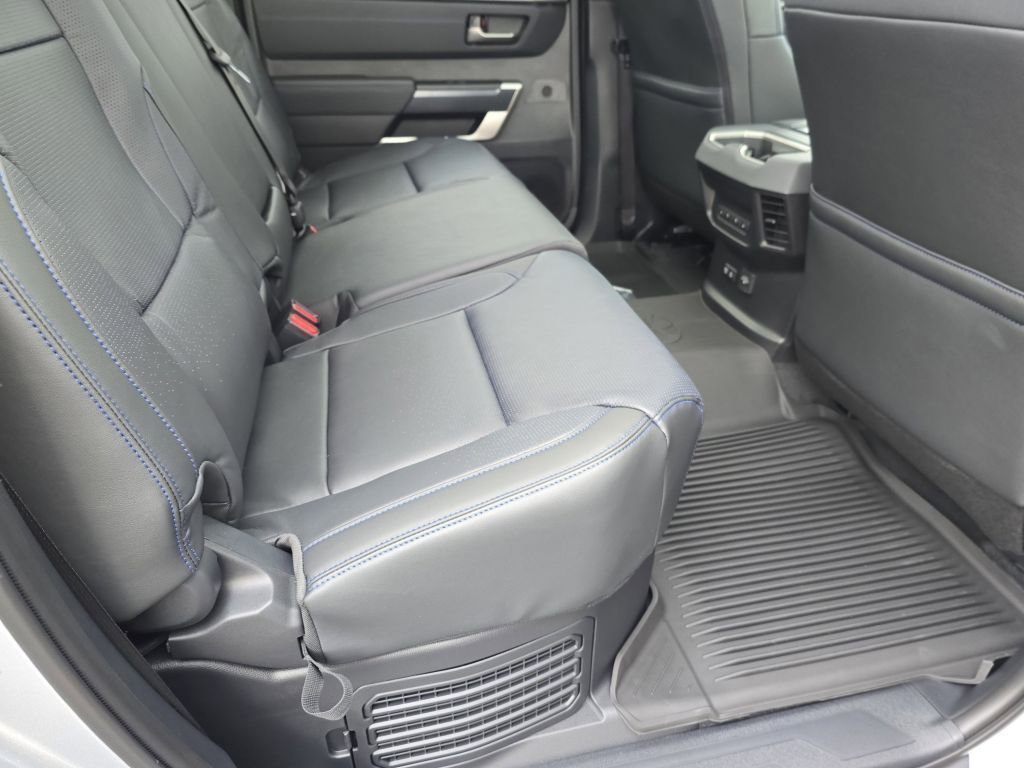 2026 Toyota Tundra Platinum - Photo 33