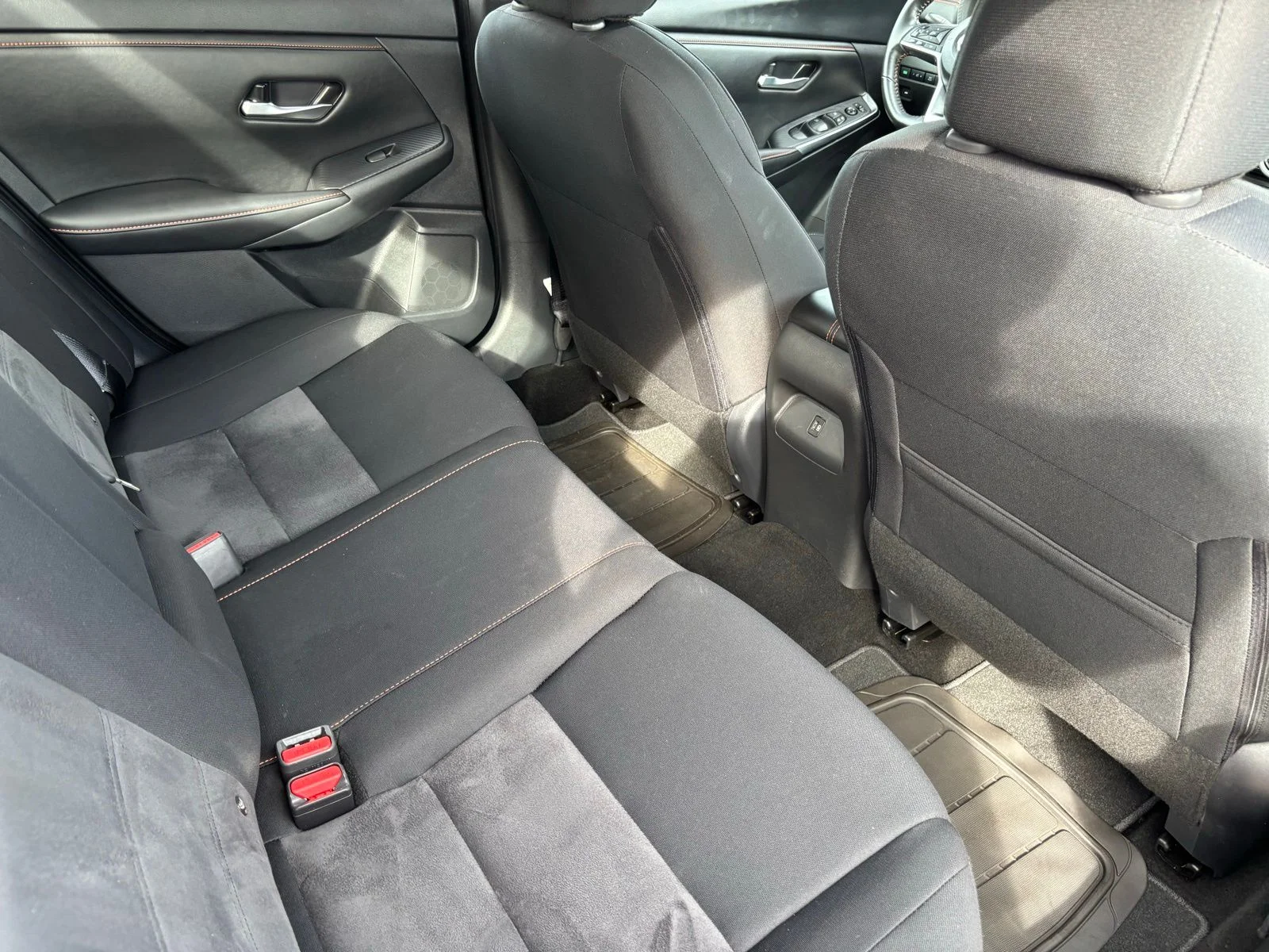2024 Nissan Sentra SR - Photo 18