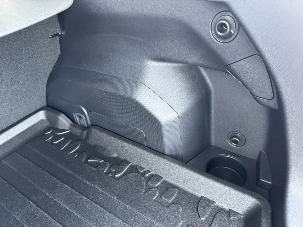 New 2026 Lithium Red Pearl Subaru Premium image 38