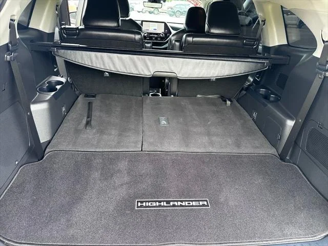 2024 Toyota Highlander Platinum - Photo 35