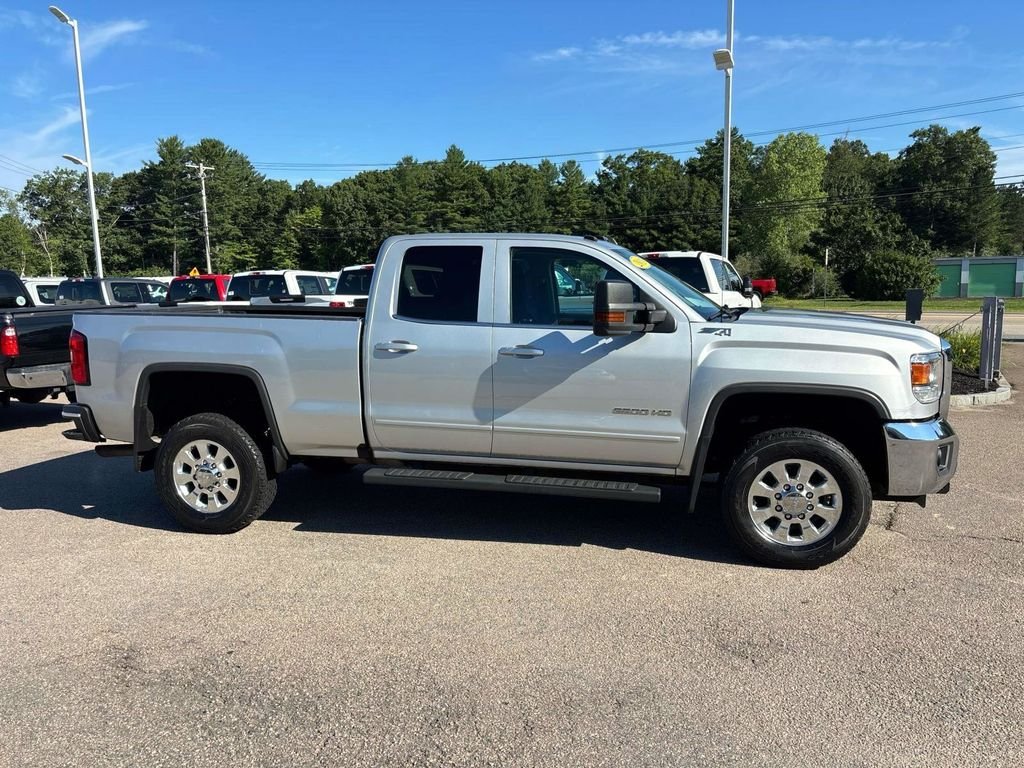 Used 2019 Silver GMC SLE image 2