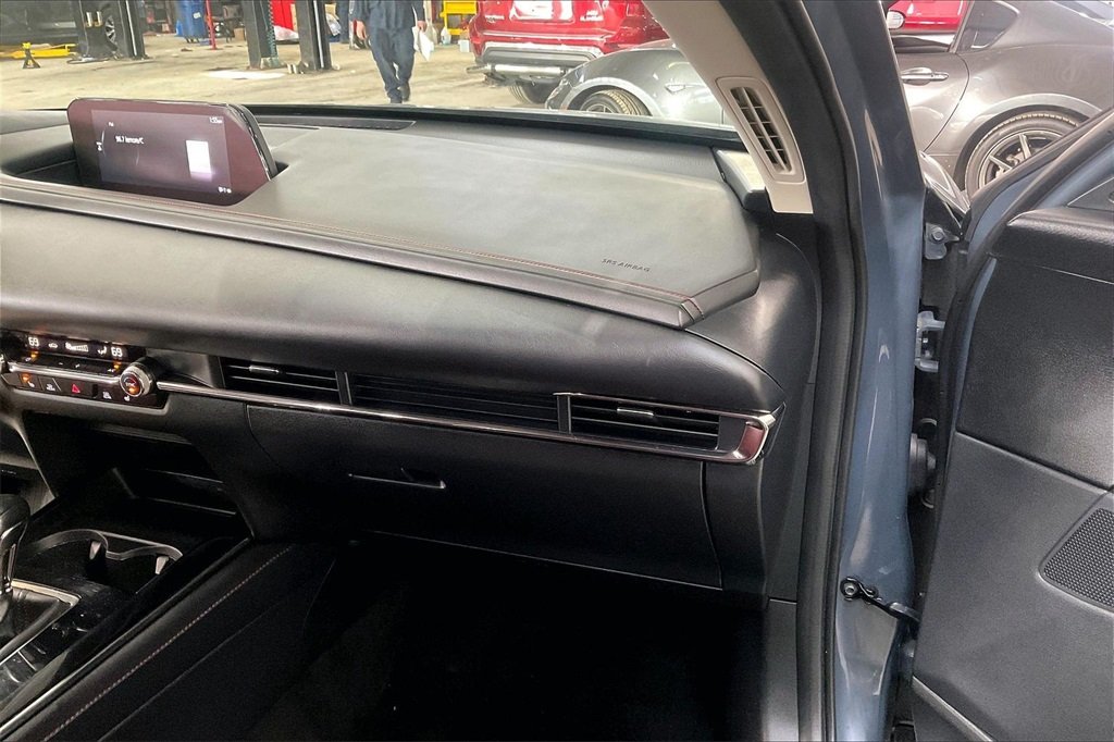 2023 MAZDA CX-30 - Image 15