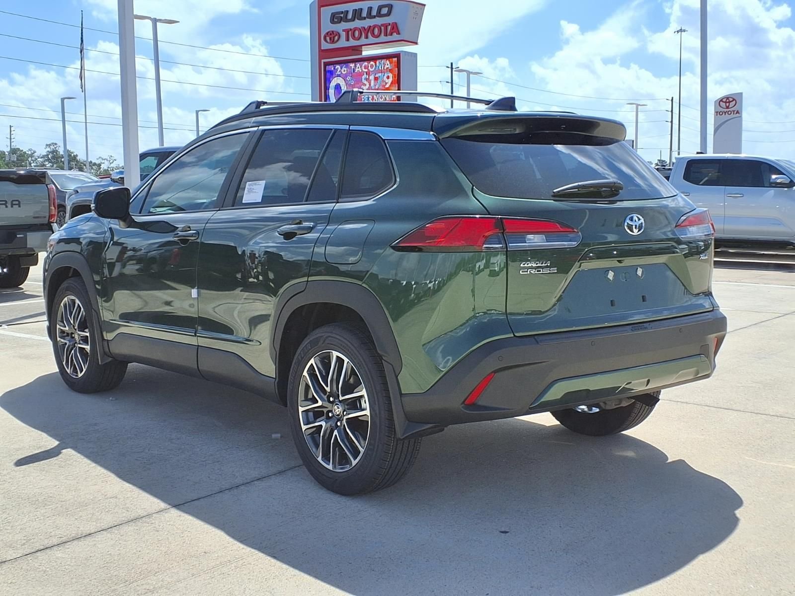 New 2026 Toyota Corolla Cross XLE XLE in Conroe #Y62922 | Gullo
