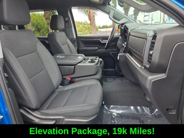 Used 2023 Blue GMC Elevation image 17