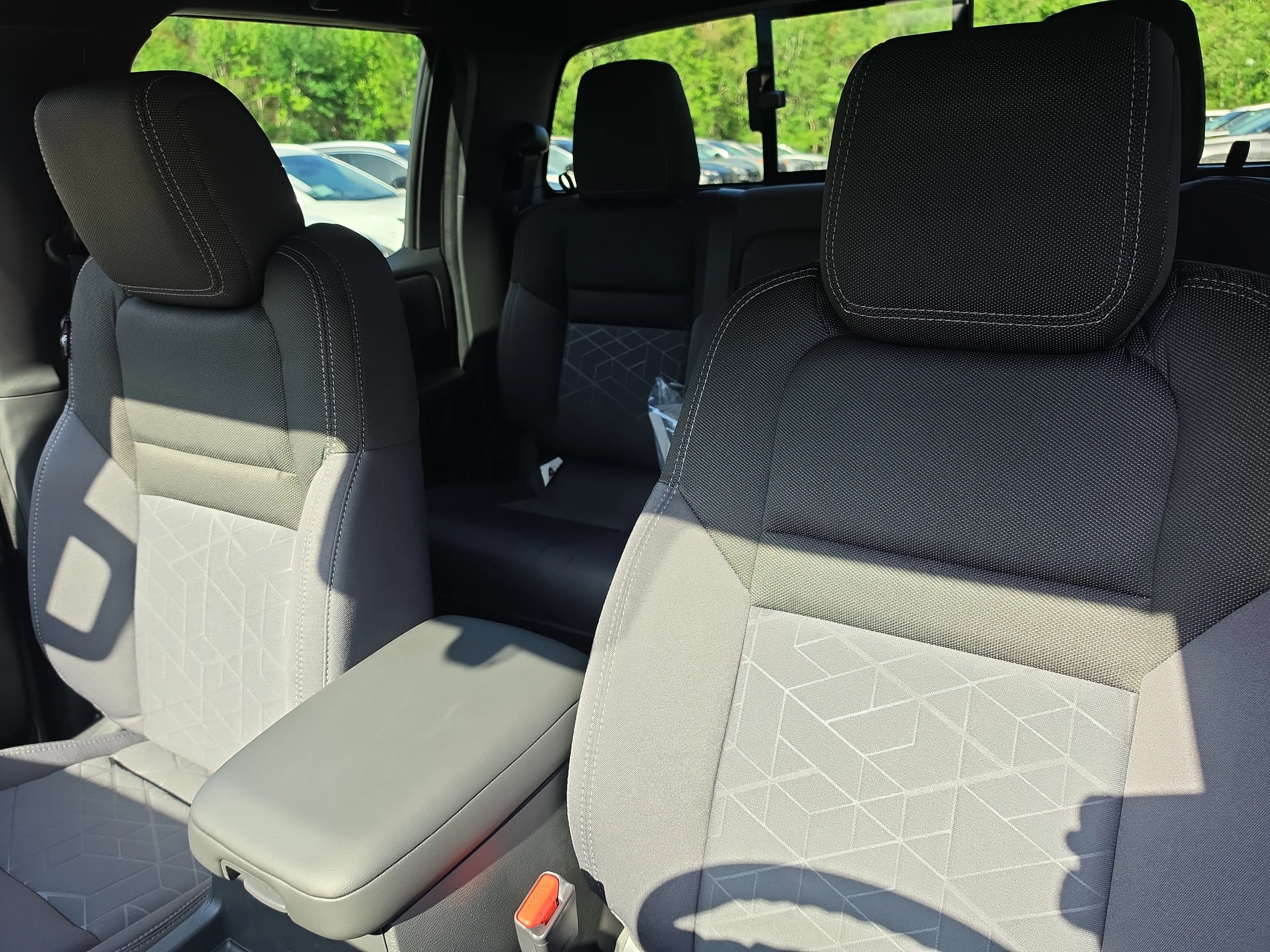 New 2026 Boulder Gray Pearl Nissan Crew Cab SV Long Bed image 21