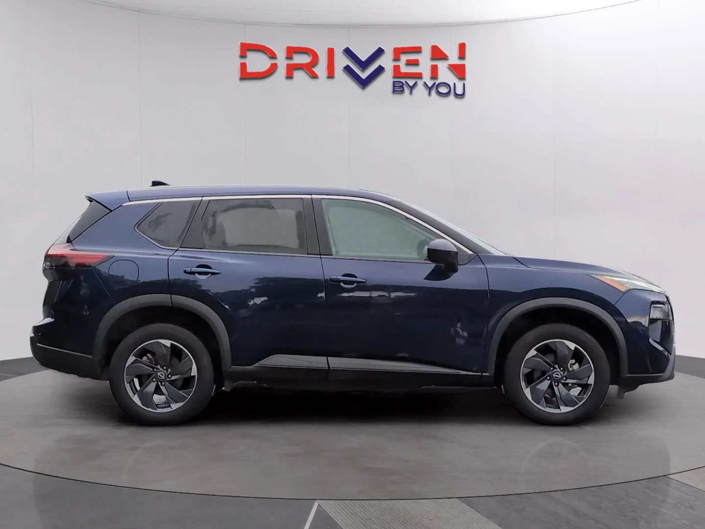 Used 2025 Deep Ocean Blue Pearl Nissan SV image 6
