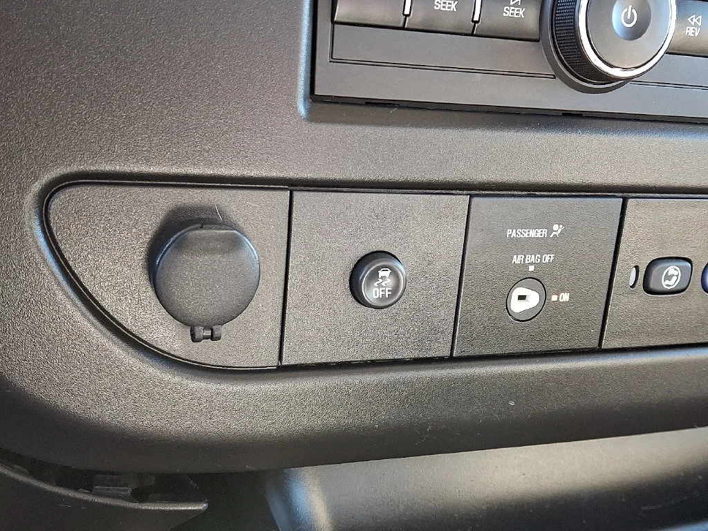 Used 2023 White Chevrolet Work Van image 18