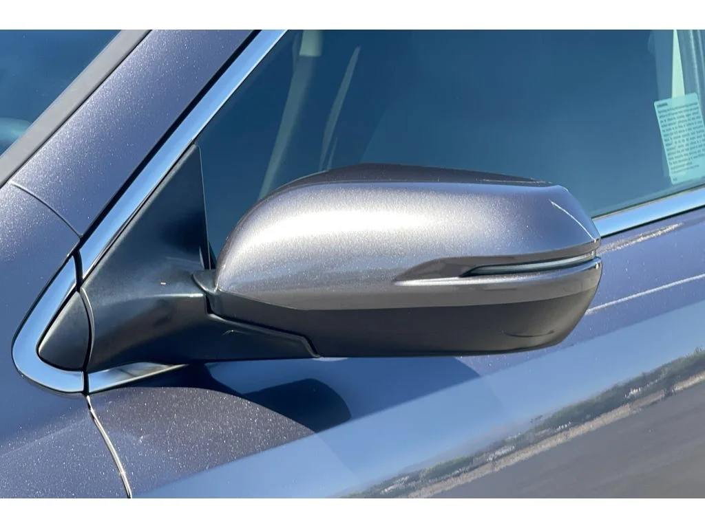 Used 2022 Modern Steel Metallic Honda EX-L image 50
