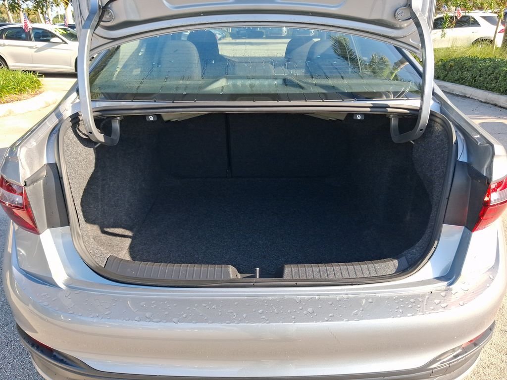 Certified Used 2024 Silver Volkswagen 1.5T S image 13