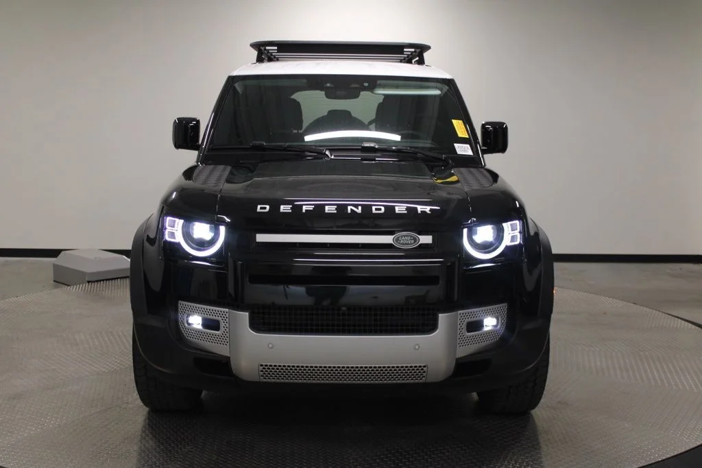 Certified Used 2025 Santorini Black Metallic Land Rover S image 10