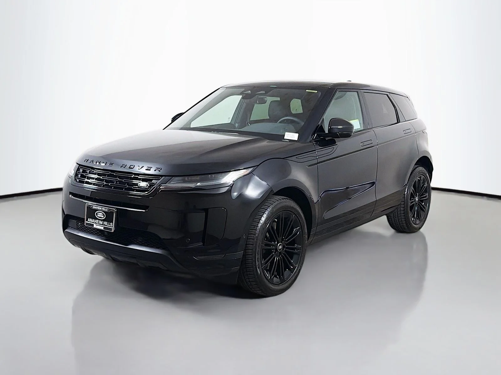 2026 Land Rover Range Rover Evoque S's photo
