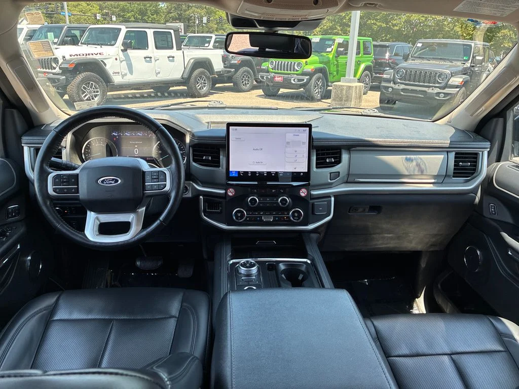 Used 2024 Black Ford XLT image 13
