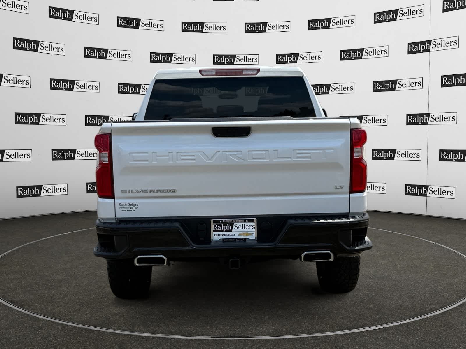 Used 2023 Iridescent Pearl Tricoat Chevrolet LT Trail Boss image 5
