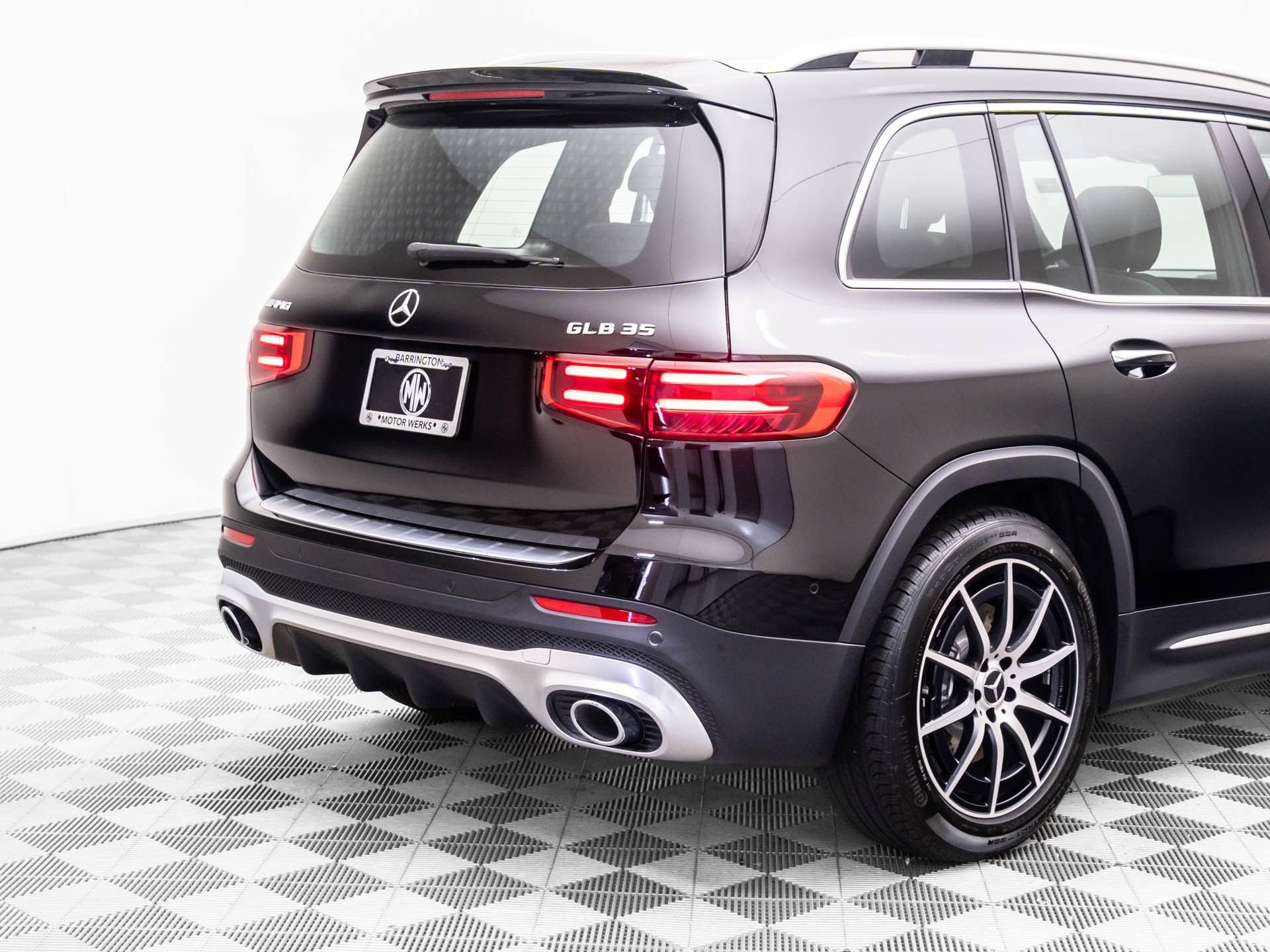 2026 Mercedes-Benz GLB AMG GLB 35 - Photo 75