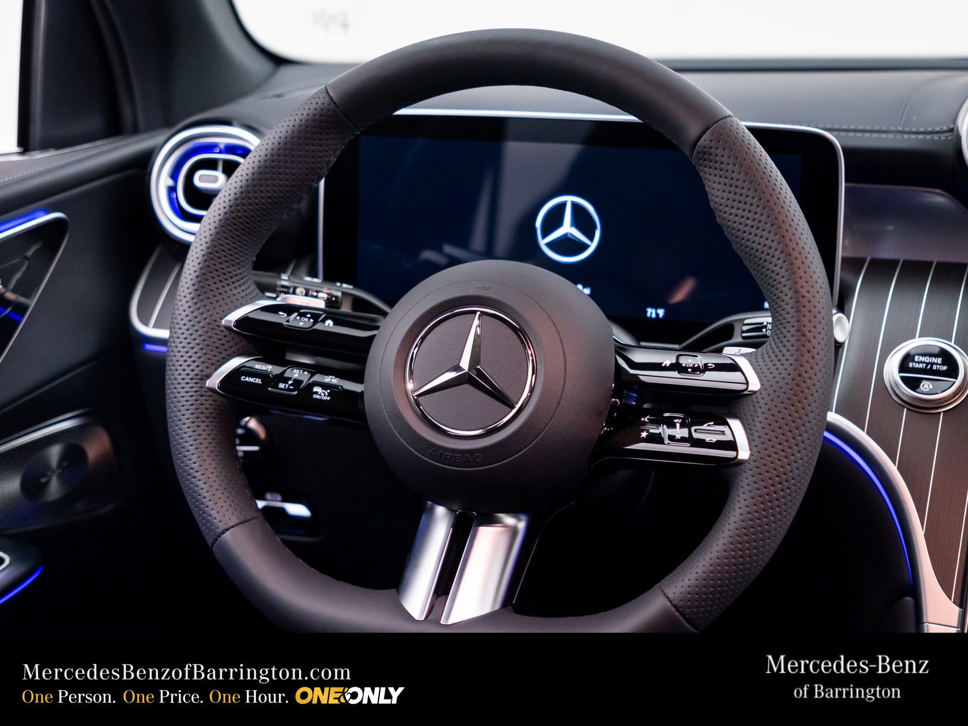 New 2026 Black Mercedes-Benz GLC 300 image 12