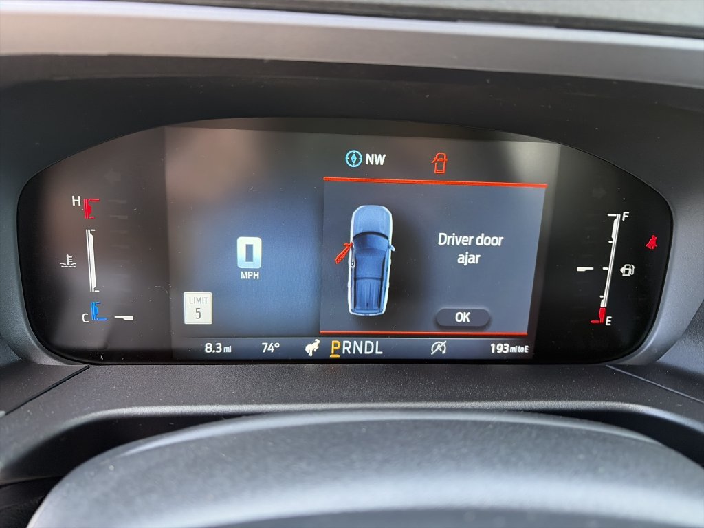 New 2026 Velocity Blue Metallic Ford Outer Banks® image 35