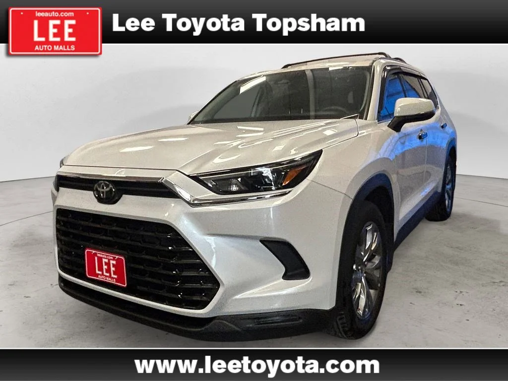 Used 2024 Pearl Toyota XLE image 1